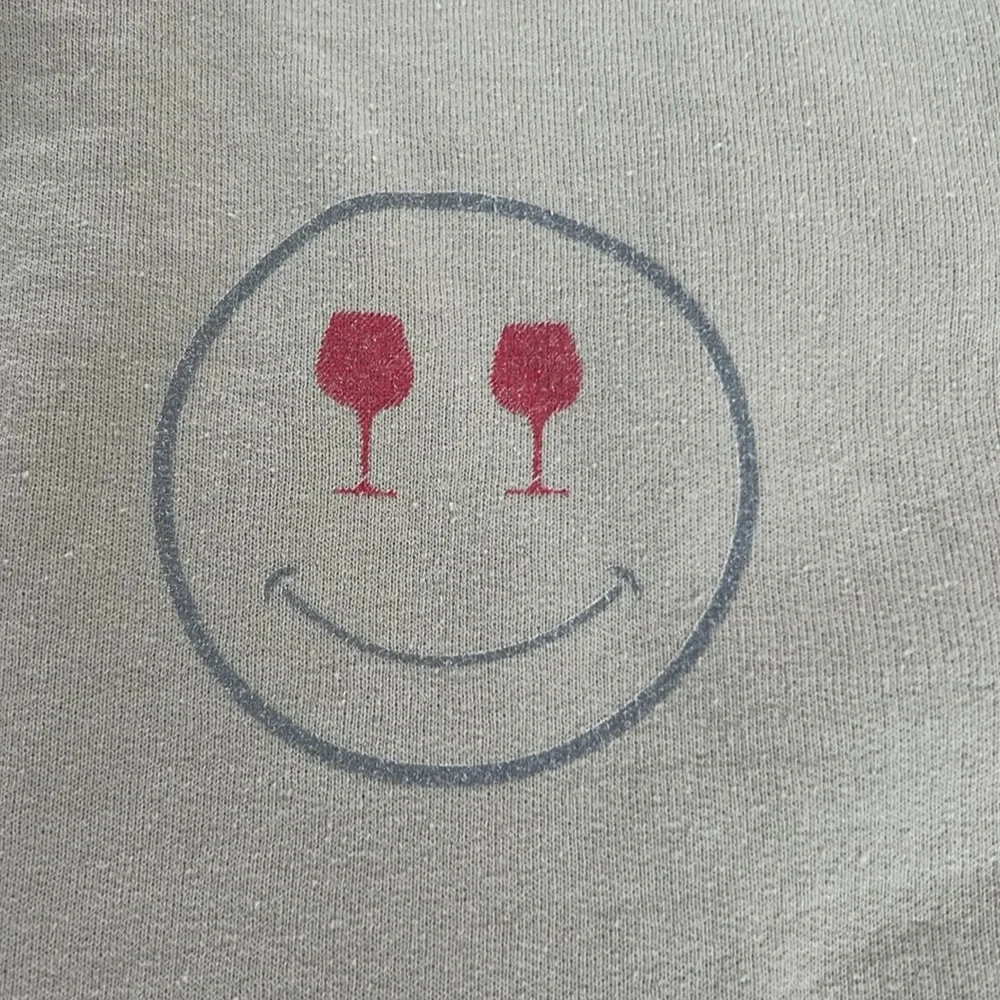 Wine smiley sweatshirt - Picture 2 of 7